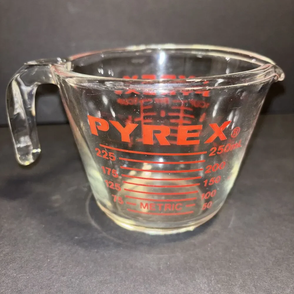 Pyrex 1 Cup Clear Measuring Cup with Red Graphics Oven Safe Made in USA